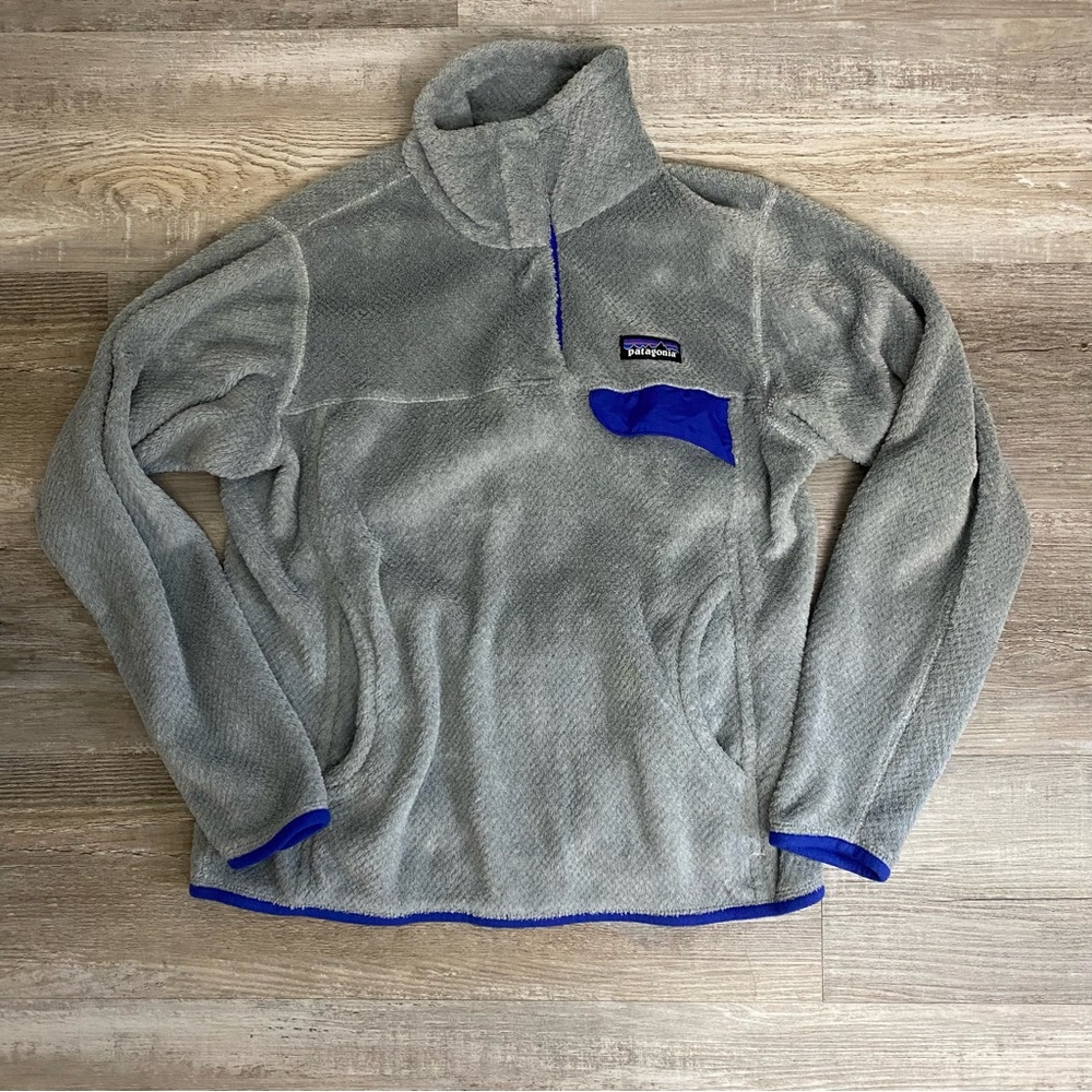 Patagonia Womens Grey and Blue Snap Neck Pullover *like NEW* size Small